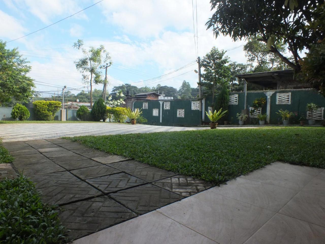 Hillsview Rest & Guest House 마탈레 외부 사진