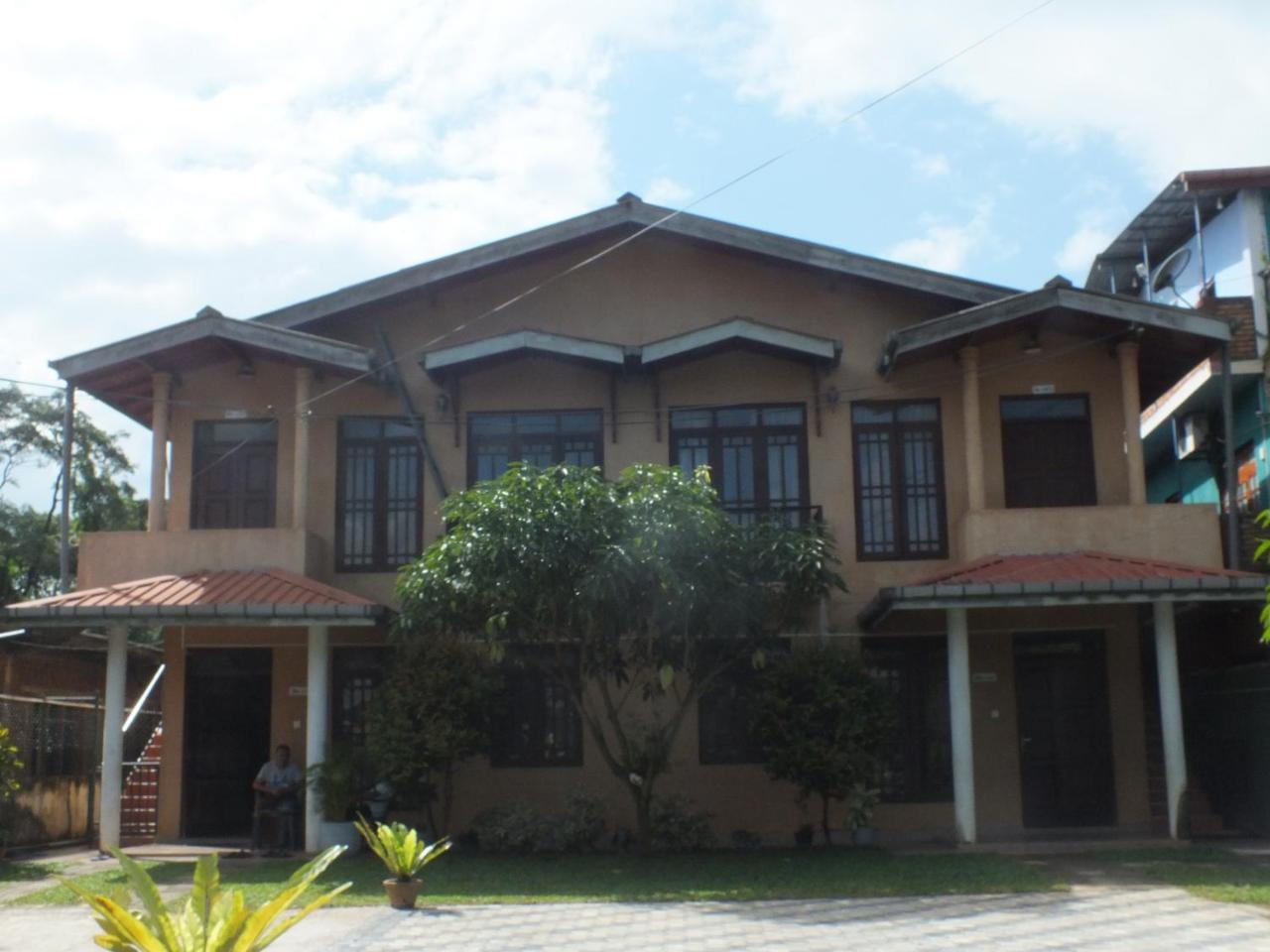 Hillsview Rest & Guest House 마탈레 외부 사진