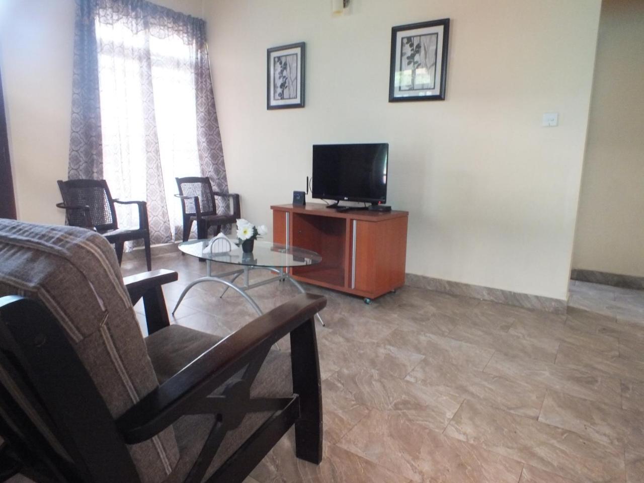 Hillsview Rest & Guest House 마탈레 외부 사진