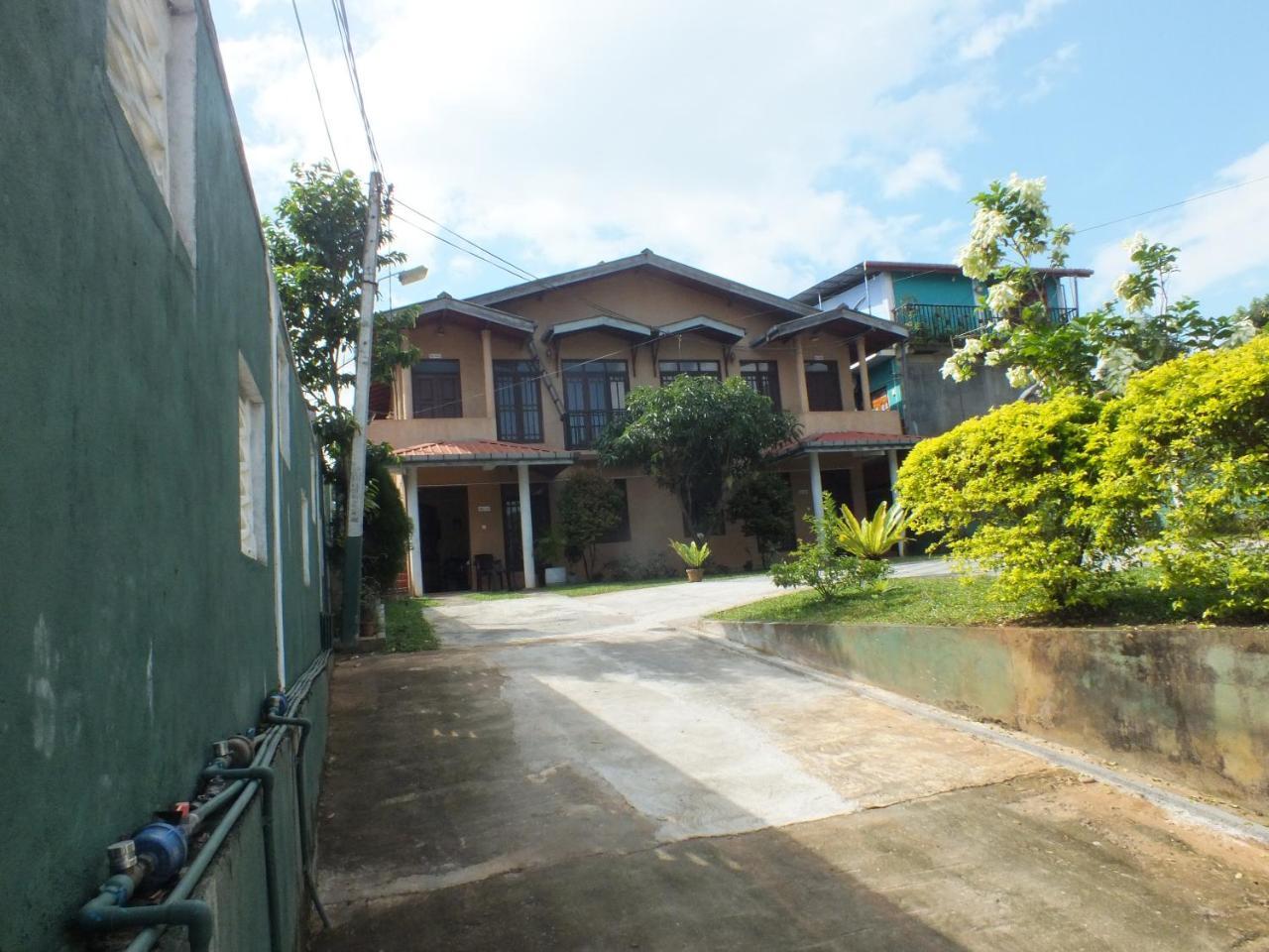 Hillsview Rest & Guest House 마탈레 외부 사진